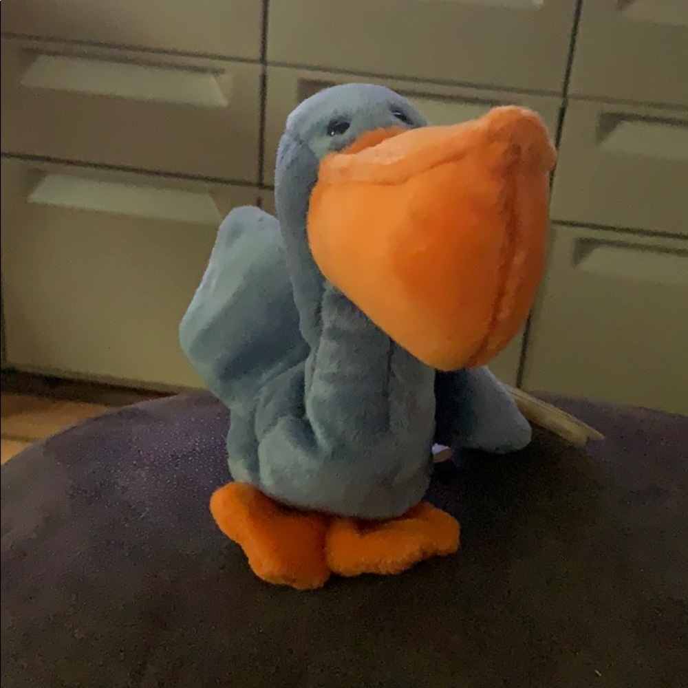 retired 1996 scoop ty